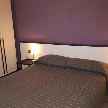 شقة فندقية Sole 4*