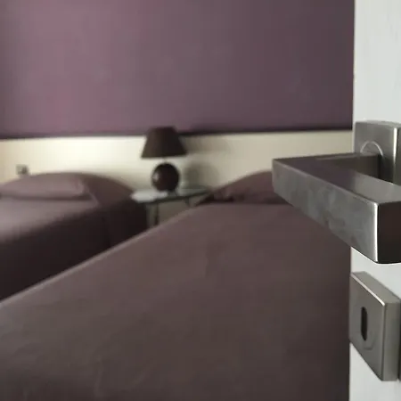 شقة فندقية Sole 4*